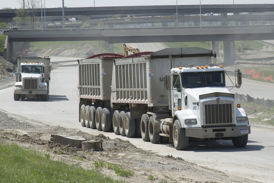 Fleet Tracking Software - GPS and Ticket Tracking - trucks